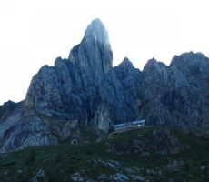 koča Calvi še nima sonca