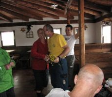 naš vodnik je praznoval osebni praznik