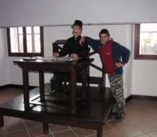 Tilen z rudarskim uradnikom