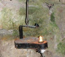 svetila jim je pa karbidovka