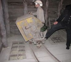 sodobnejši način pridelave s zaščitno čelado, ki filtrira zrak