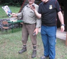 in zahvala LD, ki nam nudila gostoljubje, gospodar Cveto in predsednik Ivan sta si nazdravila