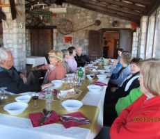 veselo razpoloženje..