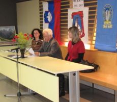 delavno predsedstvo: Marina Pirš, Stanko Dolenc, Anica Trampuž