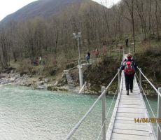 prečkali smo po skupinah...