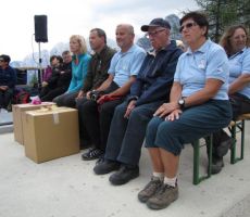 povabljeni gostje so prisluhnili programu...