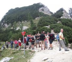 mi pa smo se spuščali v dolino...