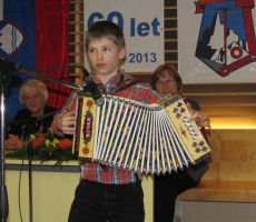 Mladi harmonikar Benjamin