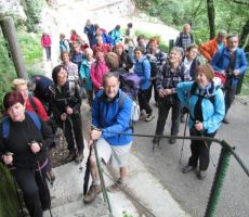 kjer smo v parih besedah izvedeli legendo o Božanski komediji...