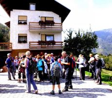 kjer nas je organizator ponudil čaj...