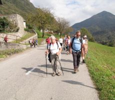 korakamo naoprej proti Grahovemu...