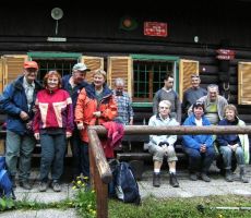 Koča pri Jelenovem studencu