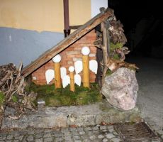 Zanimive jaslice ob poti