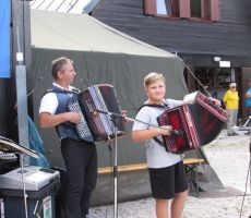 Dve generaciji harmonikarjev