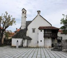 Prenovljena kraška hiša