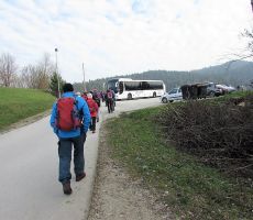 Na avtobus pa v Lukovico