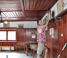 Zdenka se je lotila dela brez vprašanj