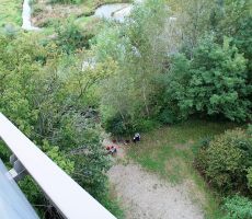 Višina stopla je 27,5 m-168 stopnic-27 ton težak